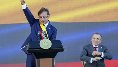 Ex-rebel takes oath as Colombian president in historic shift