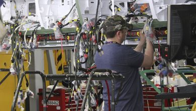 Machinists at 3 Boeing defense plants ratify new contract