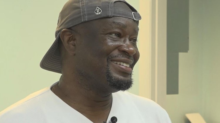 Marine veteran opens up medical clinic for Jacksonville homeless