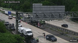 Multiple injuries reported in crash on I-95 near Airport Road: JFRD