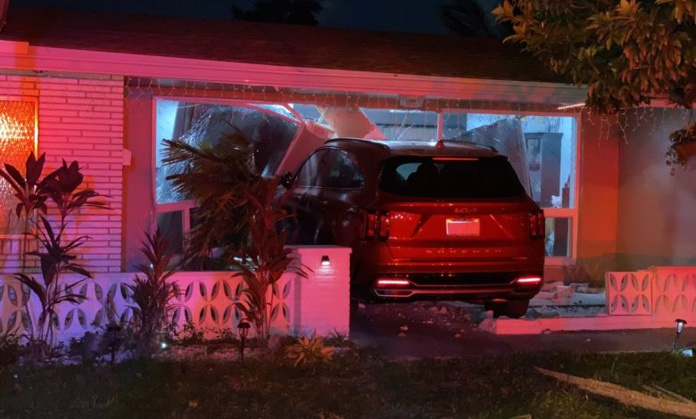 No Injuries Reported After Car Crashes Into Pembroke Pines Home