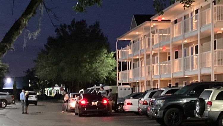 Teenager found dead in at InTown Suites hotel in Jacksonville