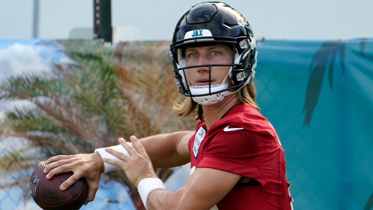 Trevor Lawrence shines in preseason debut