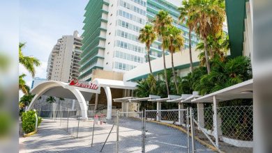 Famous Deauville Hotel in Miami Beach was demolished on Sunday